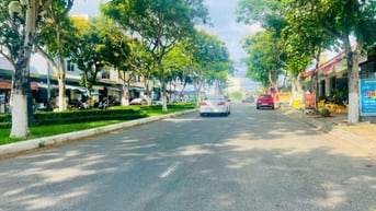 Bán 2 lô đôi MT Hoài Thanh, 180m2 ngang 12m-0905848545