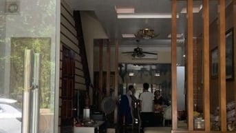 Bán nhà Làng Việt Kiều Mộ Lao, đối diện vườn hoa, DT 76,6m2, 4 tầng