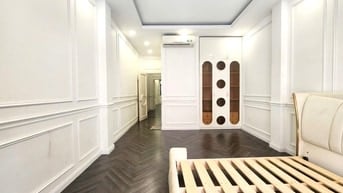 VIP TÂN SƠN NHÌ 85m2 5 TẦNG THANG MÁY - XE TẢI TRÁNH - GIÁ TỐT
