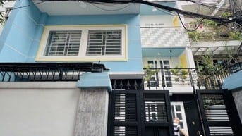 Giảm 2 tỷ, Bán gấp nhà 100m 4 tầng HXH Nguyễn Văn Trỗi, Phú Nhuận