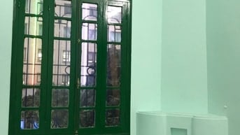 Nhà chính chủ, cho thuê lâu dài.