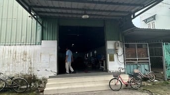 Cho thuê kho Quận 9, diện tích 300m2,  giá thuê siêu tốt