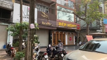 Cần bán mảnh đất Mặt phố Kim Mã giá 19 tỷ, 55m2/cấp 4, Hè 4m