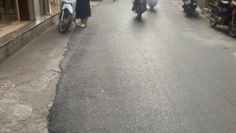 Bán nhà phố Đê Trần Khắc Chân-60m, 1 bước ra phố, phù hợp xây CCMN