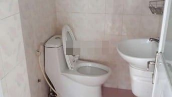 Cho thuê nhà hẻm 3m(3 gác) Lạc Long Quân, P.8, Q.T.Bình giá 14tr