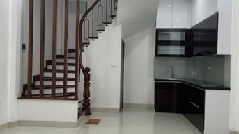 Bán nhà 5 tầng mới, full nội thất Châu Âu, 2 mặt thoáng, 32m2, sổ đỏ 