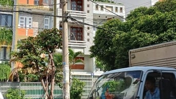 Bán nhà mặt tiền Đông Hồ, p.8, Tân Bình. Mặt tiền kinh doanh sầm uất
