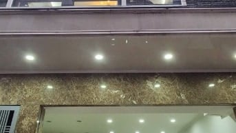Bán Gấp Nhà Đẹp Ngõ 215 Trung Kính 65m2 x 5 Tầng MT 5.5m Giá 24.5 Tỷ.