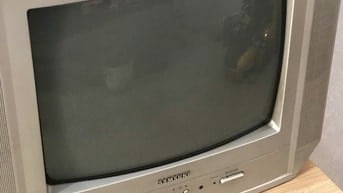Cần thanh lý Tivi samsung cổ 12in như hình