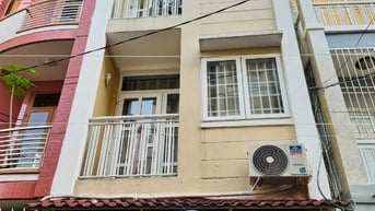 Bán nhà hxh Huỳnh Văn Bánh Phú Nhuận ~50m2 (3.6x13m) 4 tầng 7PN 10tỷ x