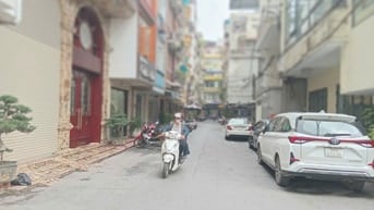 Bán Nhà Phân lô Thành Ủy Hà Nội 140 Giảng Võ. DT 136 m2 ,( Giá 65 Tỷ )