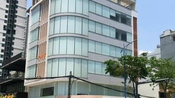 Cho thuê toà VP góc 2 mặt tiền đường Đồng Văn Cống và Phan Văn Đáng