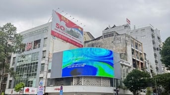 Cho thuê nhà góc 2 mặt tiền  Nguyễn Thái Học P. PNL Q.1