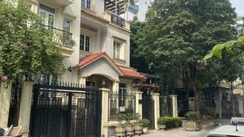 BÁN NHÀ RIÊNG LÔ GÓC NGÕ 84 TRẦN THÁI TÔNG, QUẬN CẦU GIẤY HÀ NỘI 