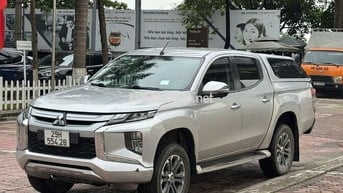 Bán Mitsubishi Triton 2021 Mivec Premium màu bạc