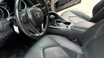 Bán camry 2020-2.0G giá 7xx xe zin