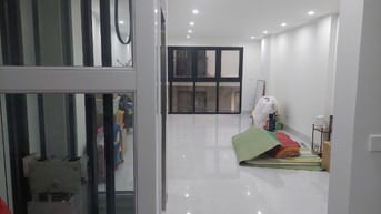 Gia đình cần cho thuê sàn 1+2 dt 130 m2 ngõ 105 Doãn Kế Thiện,Cầu Giấy