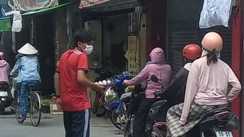 NHÀ MẶT TIỀN NGAY CHỢ LONG VÂN TỰ 