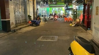 Nhà mới 4 tấm hẻm xe hơi 6m ngay sát bên chợ Tân Bình 6.5 tỷ