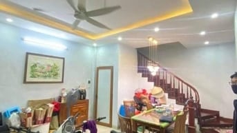 LÔ GÓC NGÕ THÔNG ĐÀO TẤN BA ĐÌNH NHÀ DÂN XÂY 35M ' 5T , NHỈNH 9 TỶ