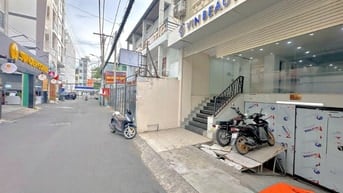  Bán nhà đường Nguyễn Gia trí ( đường D2 cũ ) p 25 . Q Bình Thạnh