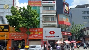 Nhà mặt tiền đẹp còn 1 căn duy nhất , số 576 đường 3/2 P14 Q10