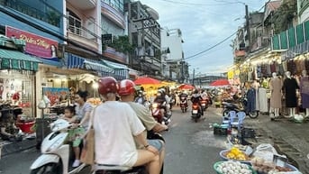 MẶT TIỀN BÙI MINH TRỰC Q 8, NGAY CHỢ KINH DOANH, DT 65M2 3 TẦNG. LỀ 5M