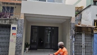 Nhà mặt tiền Nguyễn Trọng Tuyển, phường 1, Tân Bình