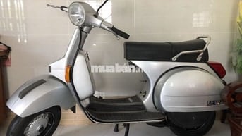 Cần bán xe Vespa Ý(Px1995) màu xám như hình.