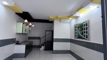 Chính chủ bán nhà 2 tầng gần chợ, sổ hồng riêng, dân cư đông, giá chỉ 