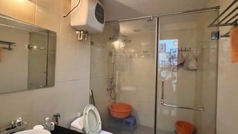 Bán căn hộ cao cấp 158 Võ Chí Công. Căn góc tầng 11. DT 80m2, Đông Nam