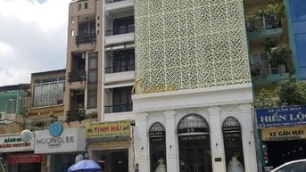 BÁN MẶT TIỀN ĐƯỜNG LỚN ĐC: 33 Hoàng Văn Thụ, PN, 8x18m 6 tấm giá 59 tỷ