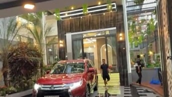 BÁN SIÊU PHẨM BIỆT THỰ SÂN VƯỜN CAO CẤP, sân để 2 xe hơi Đường Số 8