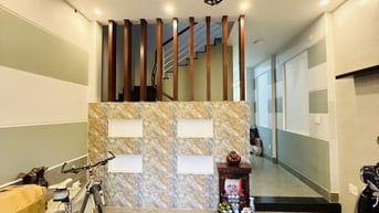 Bán Nhà Hẻm Xe Hơi, 4.5M x 15M, 3 Tầng, Tân Hương, Tân Phú,Chỉ 7.x Tỷ 