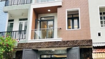Bán nhà 5x20m 4 tầng KDC 6B intresco Phạm Hùng Nối dài