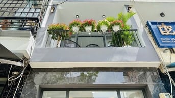Nhà hẻm xe hơi ,sau lưng căn mặt tiền ,1 trệt,1 lầu ,P12, Gò Vấp
