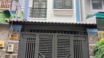 Chính chủ gửi bán gấp nhà đẹp 4*14 trệt lầu giá 4ty1 thương lượng SHR 