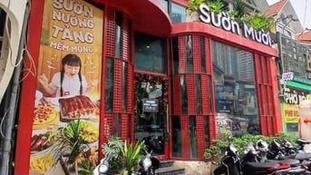 Biệt thự mặt phố gần Phùng Hưng - Hoàn Kiếm 400m2 - mt 30m - 7500 usd 