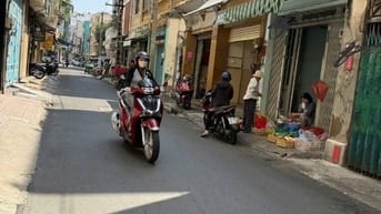 Giảm 2T Mặt tiền Quận 5 sát ĐHYD DT 53m2 nở hậu công nhận đủ, lề 2m. 