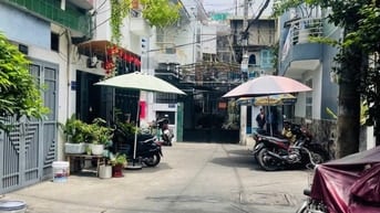 Bán nhà riêng 33m², 4PN, Lê Văn Sỹ, P1 Tân Bình – hẻm xe hơi