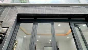  4,68tỷ xây full ko lộ giới cách mt 20m 5x6 3 tầng SHR hoàn công đủ