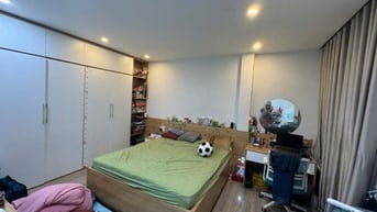 Chính chủ bán nhà Long Biên 5 tầng 4pn