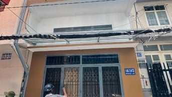 Cho thuê nhà riêng tại Nguyễn Thiện Thuật quận 3, chính chủ dọn ở ngay