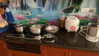 Cho thuê nhà nguyên căn 2,5 tầng 