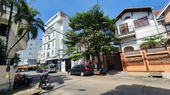 Cần cho thuê nhà 780/16 Sư Vạn Hạnh gần Vạn Hạnh Mall, hẻm xe tải 8m