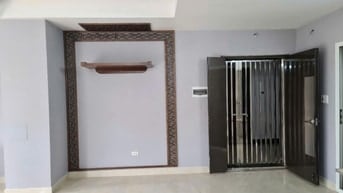 Chính chủ cho thuê căn góc tầng 3, khối đế - chung cư 6/51/15 Ngọc Hồi