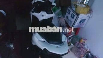 Ra đi Vario cứu chủ