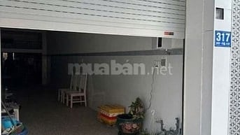 Cho thuê nhà mặt tiền giá rẻ XVNT, BT, Giá 50tr/th, Không thương lượng