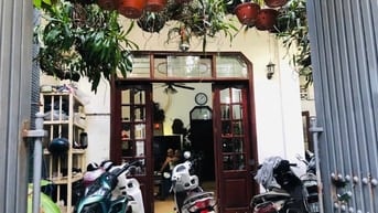 PHÂN LÔ VÕ THỊ SÁU, Ô TÔ ĐỖ CỬA, LÔ GÓC, Ở VĂN PHÒNG CHUNG CƯ MINI VIP