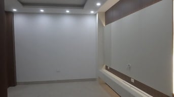 Bán nhà ngõ 175 Lạc Long Quân 55m2 x 5 tầng LH: 084.359.2865 